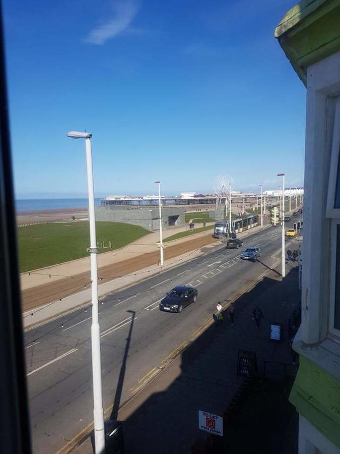 Wallace Hotel Blackpool Exterior foto